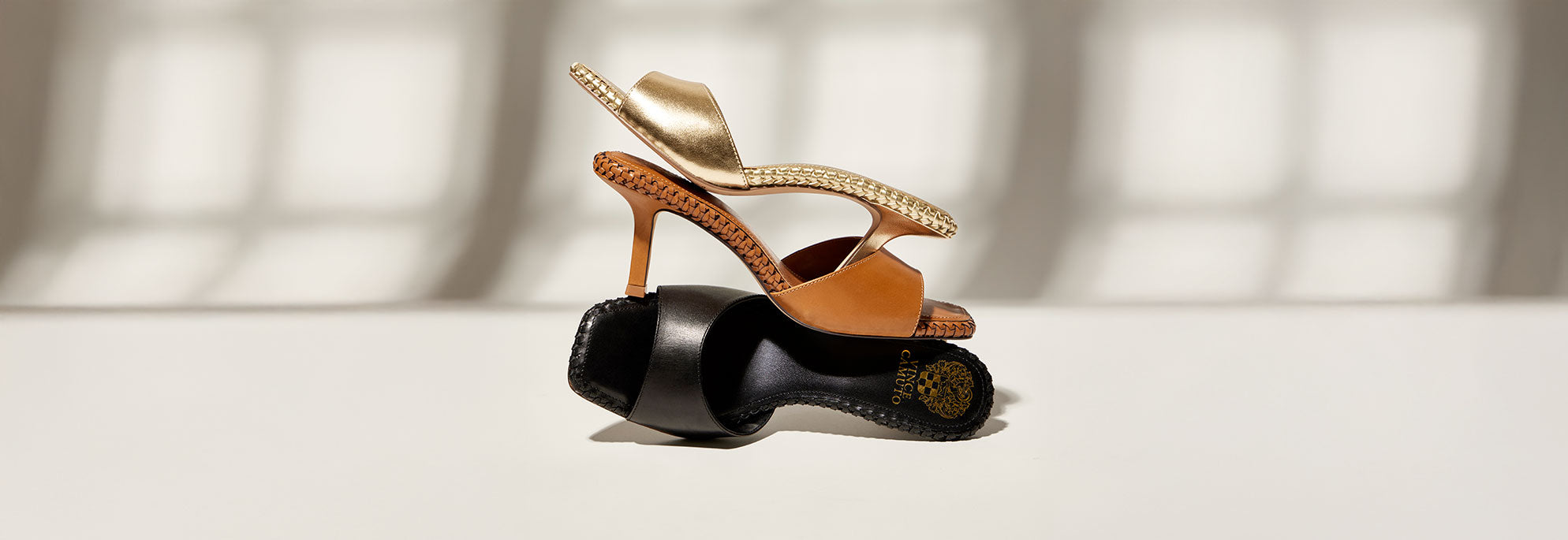 Vince Camuto☆ Sindreea ラインストーンスリングバックパンプス Collections – Vince Camuto