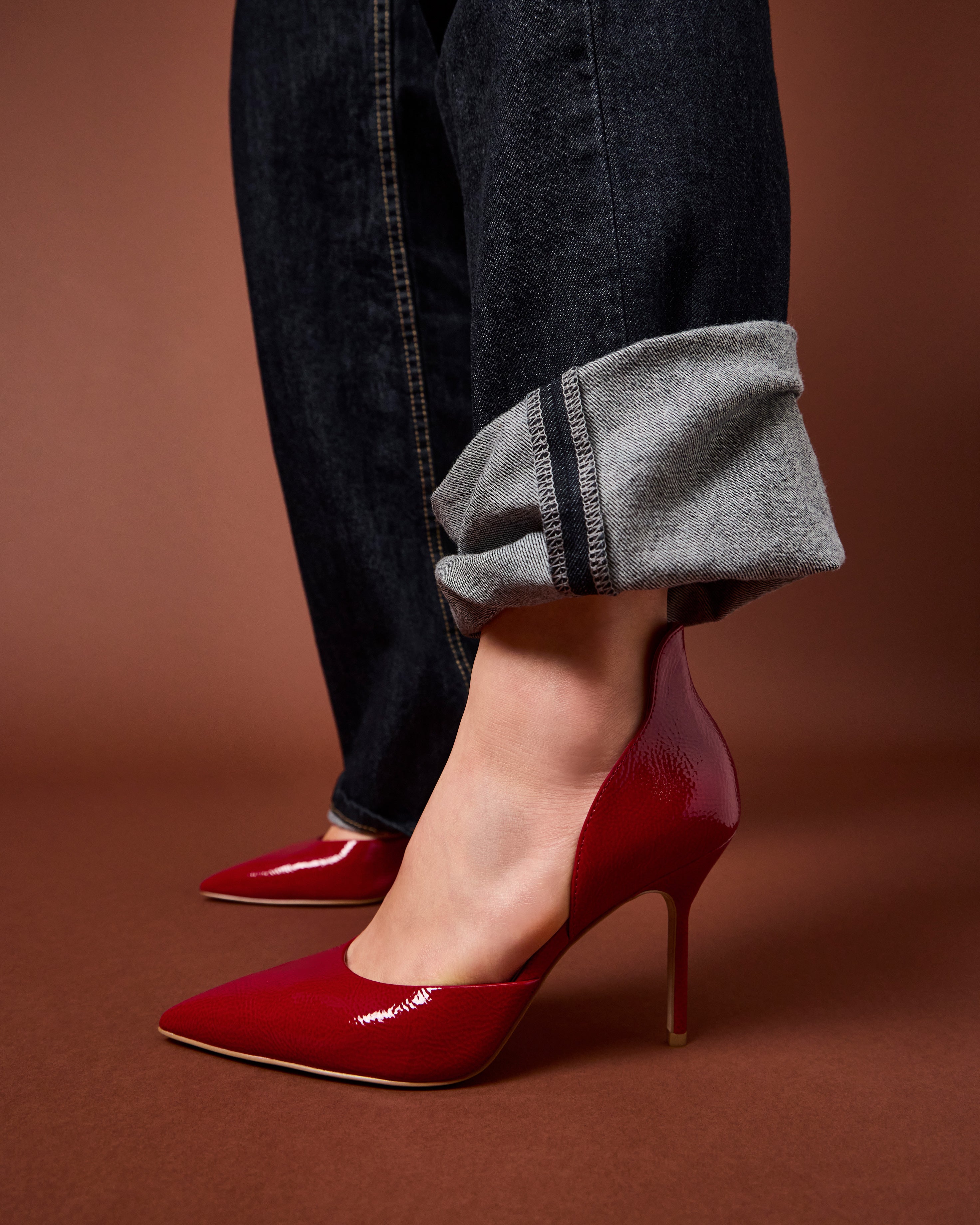 Mirea D'Orsay Pump Vince Camuto