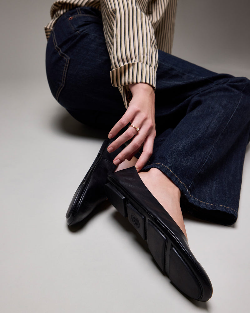 Catisha Ballet Flat - Black - Vince Camuto