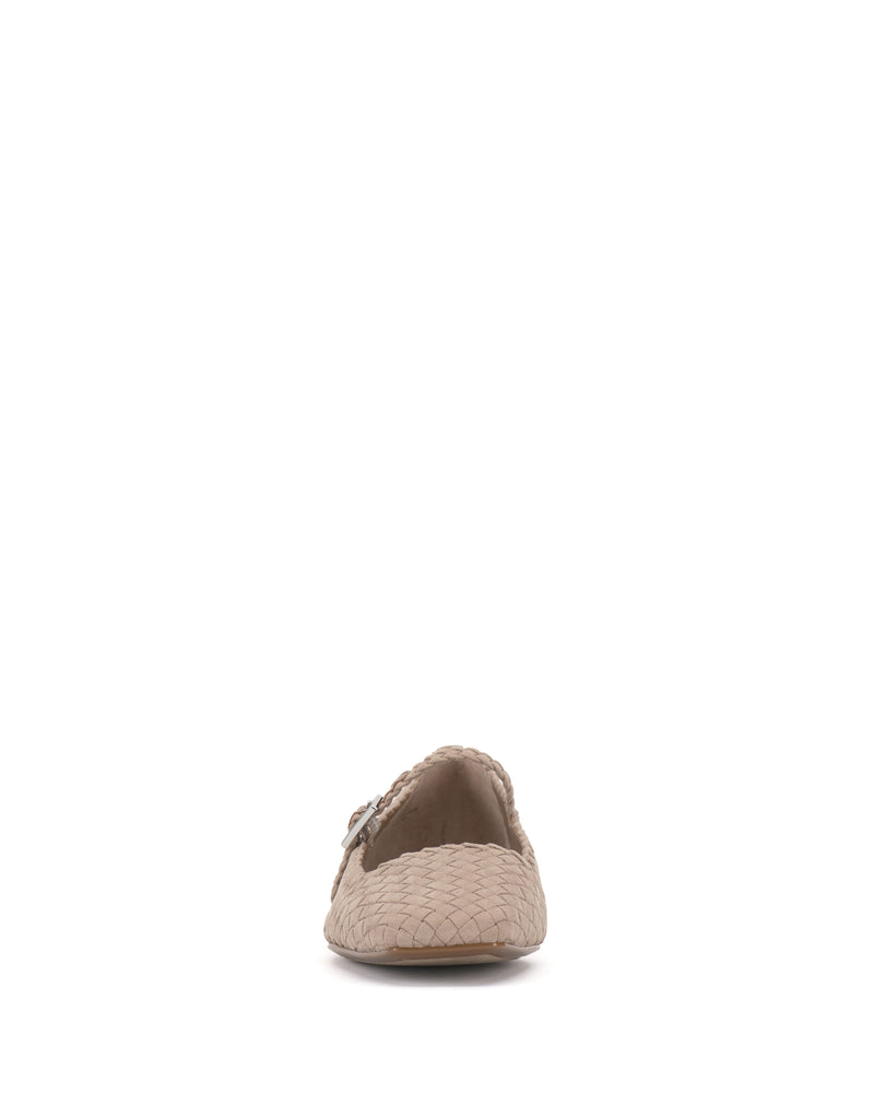 Vinley Flat - Vince Camuto
