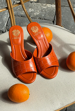 Vince Camuto, brand website product image